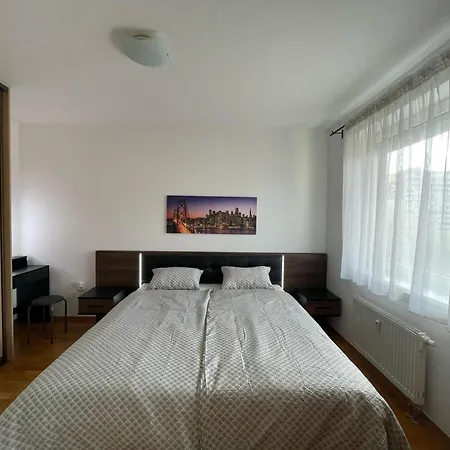 3Br - City Views - Free Parking - Near Eurovea And Aupark *