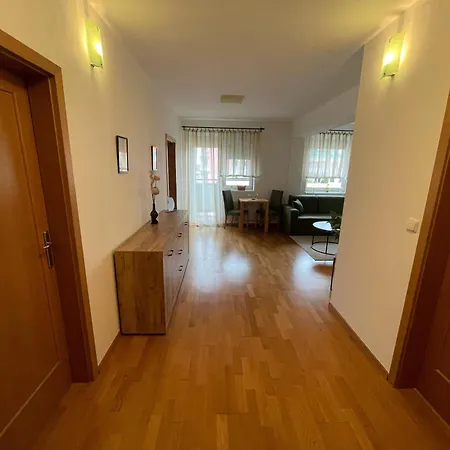 3Br - City Views - Free Parking - Near Eurovea And Aupark