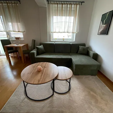 3-bedroom With Views And Free Parking Apartment Bratislava