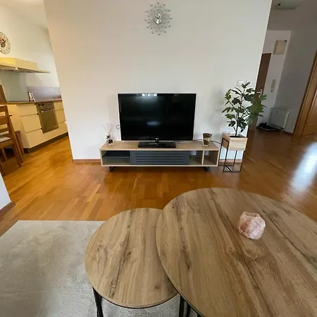 3-bedroom With Views And Free Parking * Bratislava