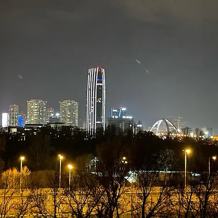 3-bedroom With Views And Free Parking Apartment
